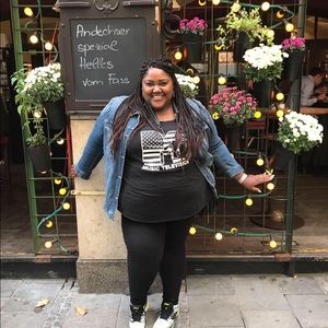 Meet your Posher, Sherita